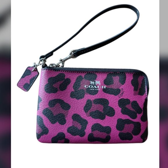 COACH NEW Cranberry Ocelot Animal Print Zippered Wristlet - Picture 1 of 7